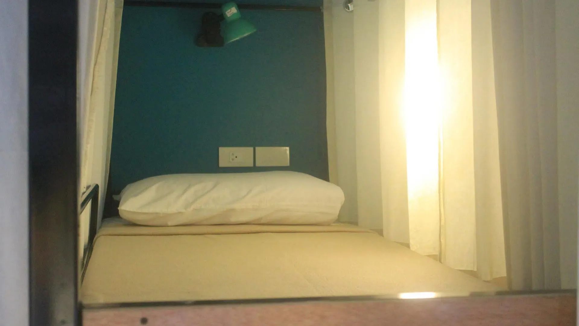 Bgc Boutique Hostel And Dorm Makati City Philippines